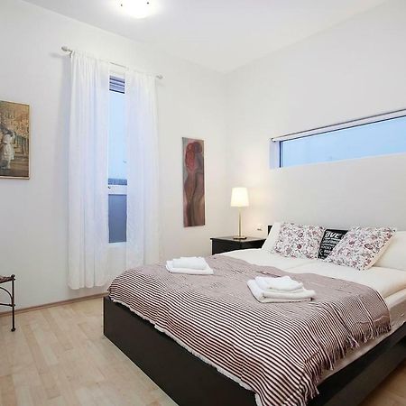 Njarthvik Cozy 3 Bedroom House Near The Blue Lagoon מראה חיצוני תמונה